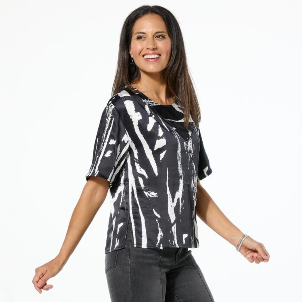 GREY by Jhoan Sebastian Grey Satin and Matte Tee Size XXS Black Unique Print NEW